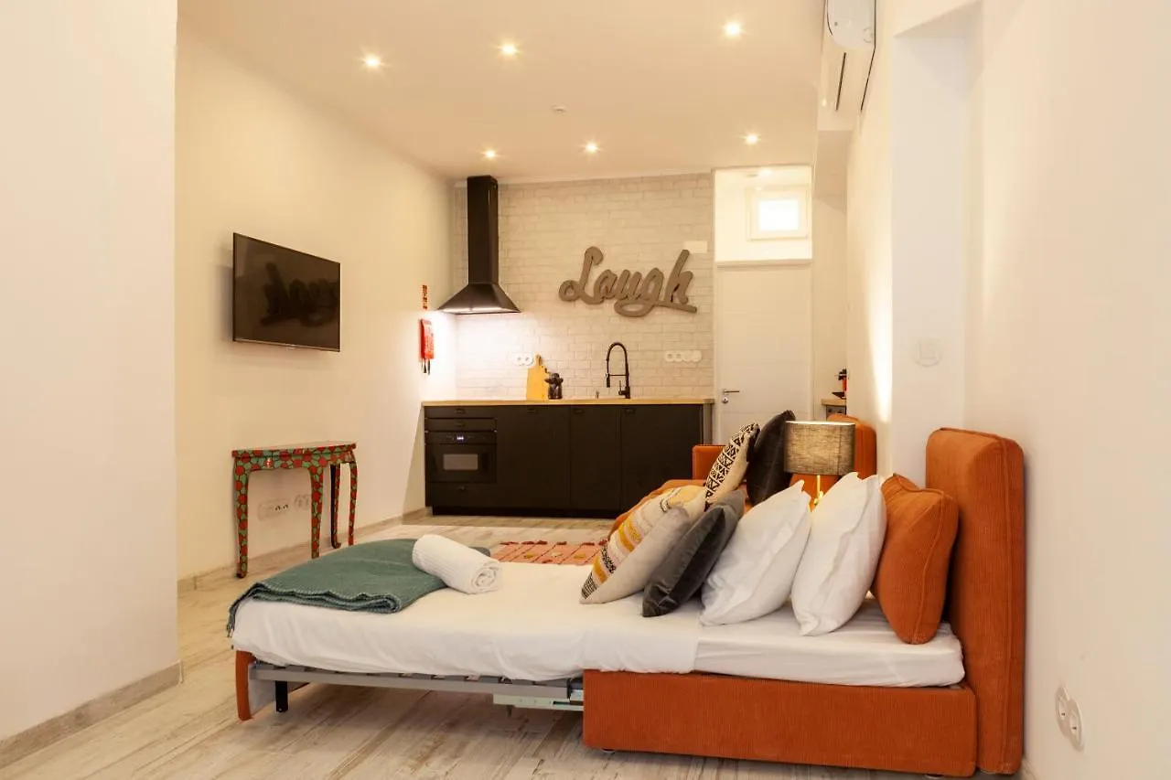 Lisbon Chillout Apartments 0*,